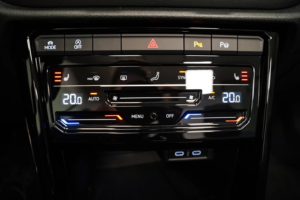 Volkswagen T-Roc – foto 14