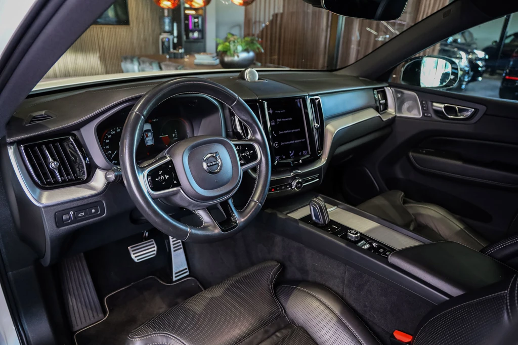 Volvo XC60 – foto 19