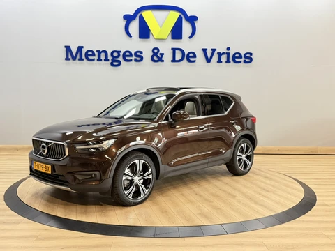 Volvo XC40 1.5 T5 Twin Engine Inscription Airco ECC | Panorama | Adaptive Cruise | Trekhaak | Virtual | 360 Camera | Apple Carplay | Isofix