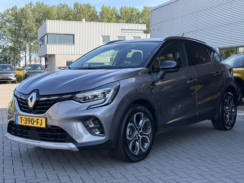 Renault Captur 1.6 E-Tech PHEV 160pk Intens | Trekhaak | Stoelverwarming | 18 Inch | Dodehoeksensoren | Camera | Climate Control |