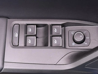 SEAT Leon – thumbnail 32