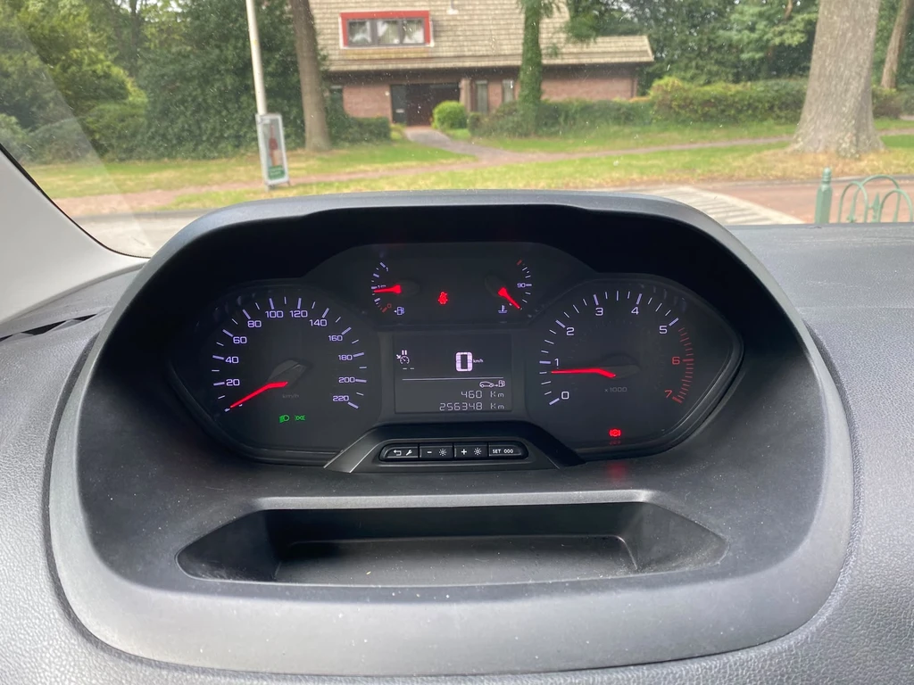 Peugeot Partner – foto 17