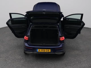 Volkswagen Golf – thumbnail 33