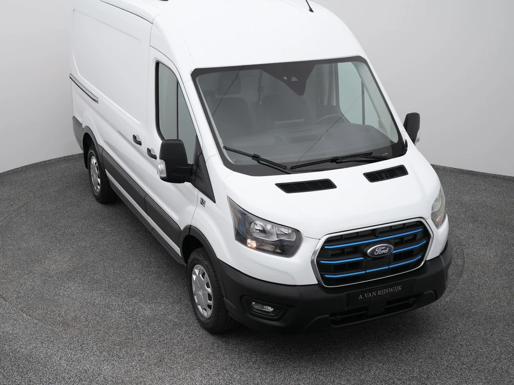 Ford E-Transit – foto 17