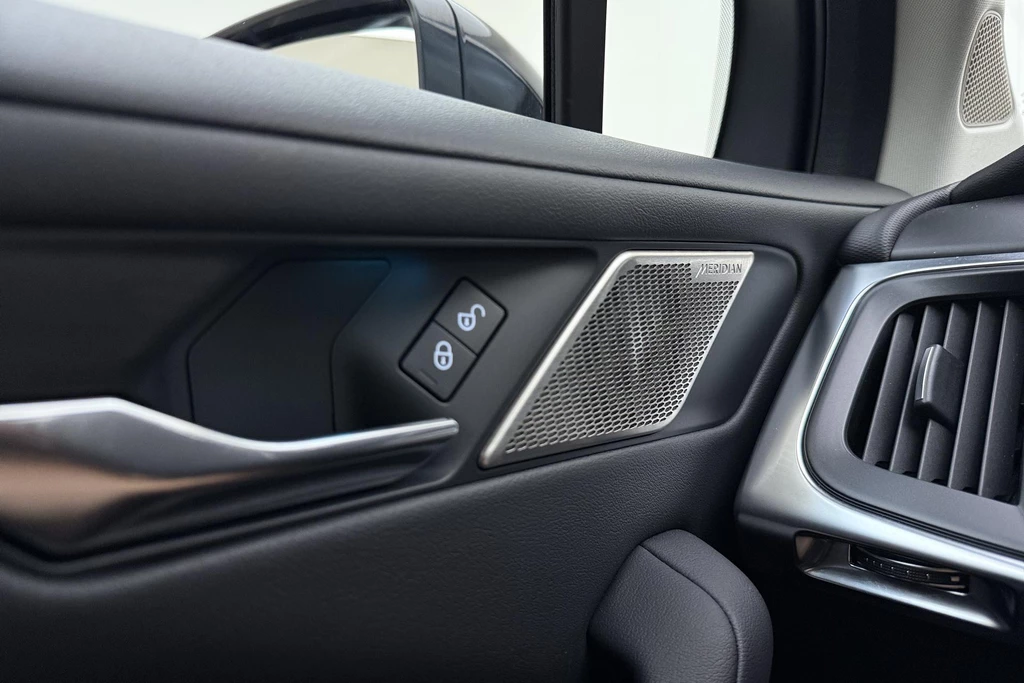 Jaguar I-PACE – foto 23