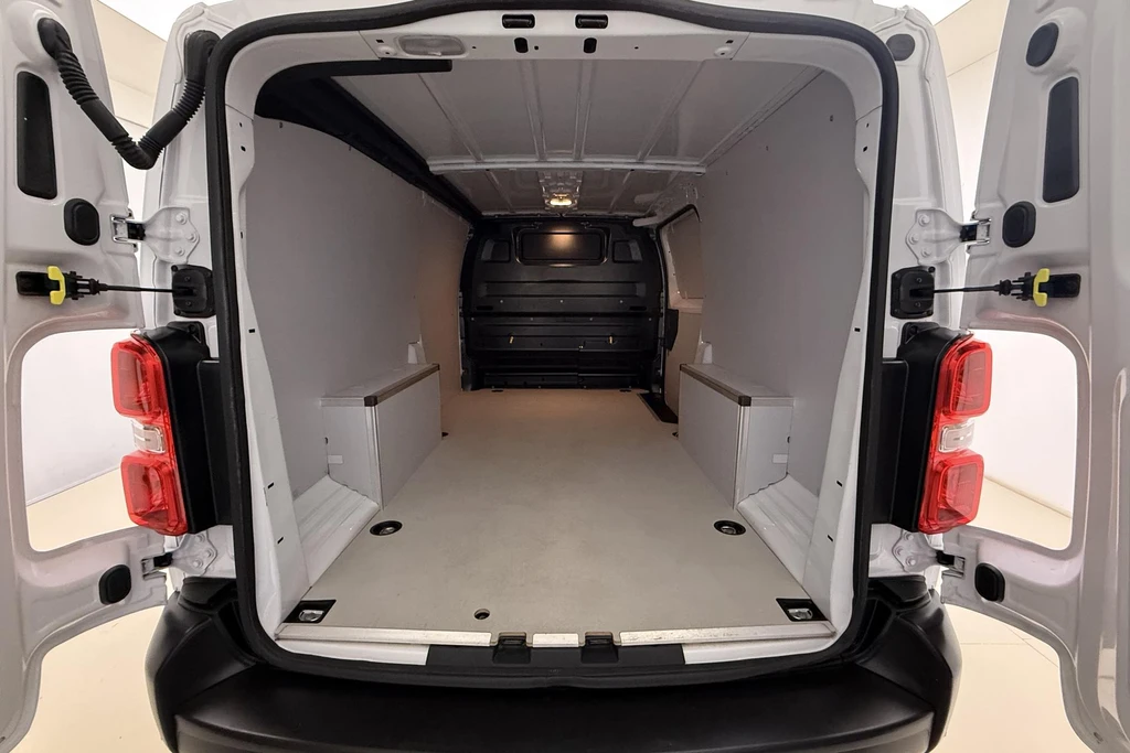Opel Vivaro – foto 12
