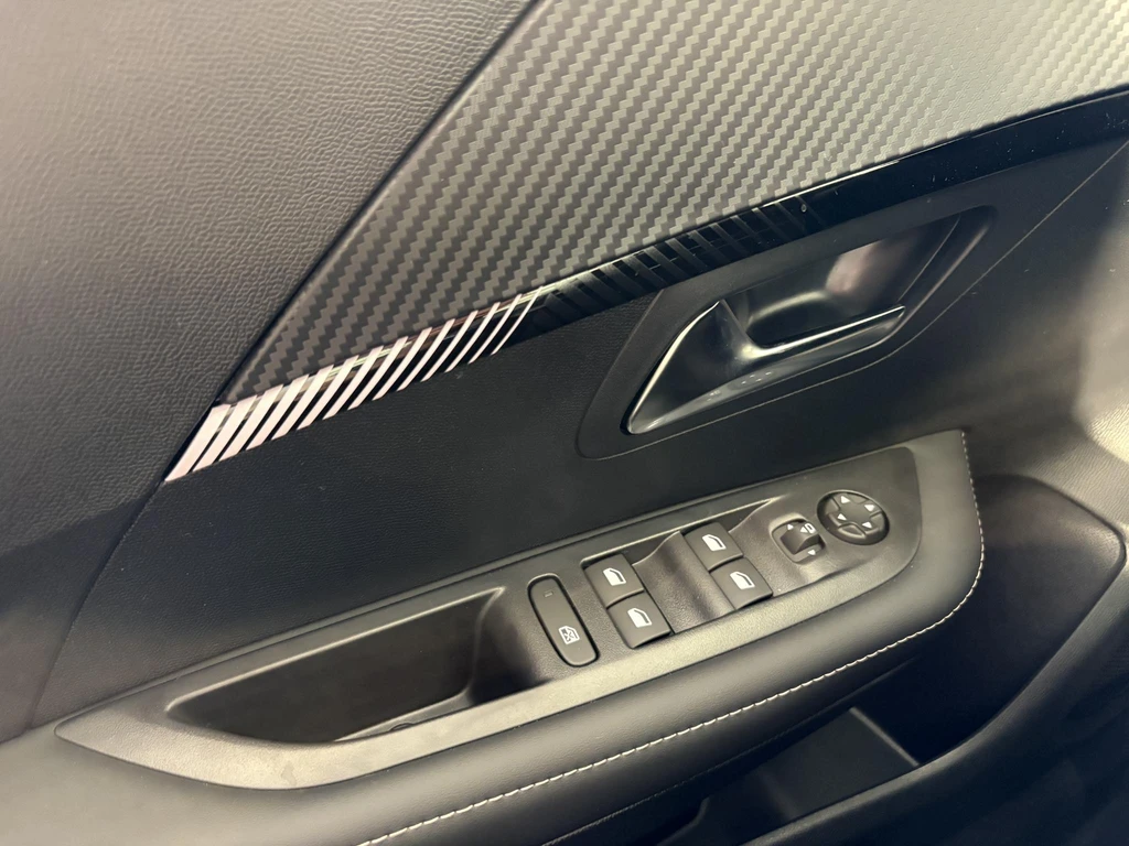 Peugeot 208 – foto 22