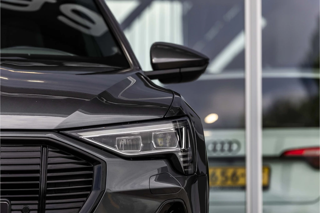 Audi e-tron – foto 18
