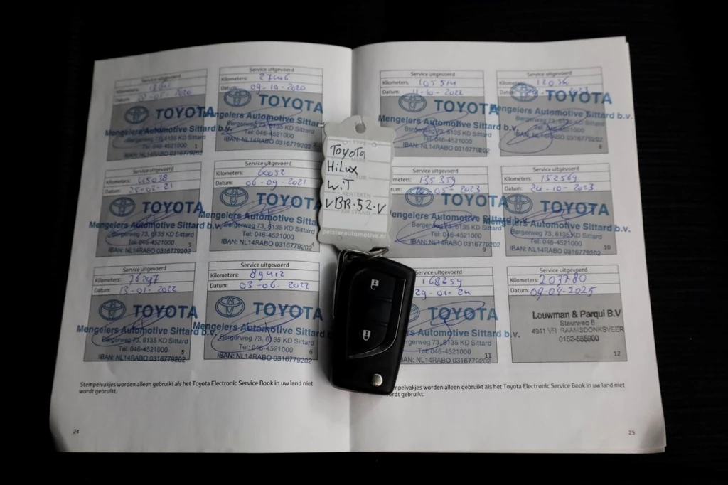 Toyota Hilux – foto 12