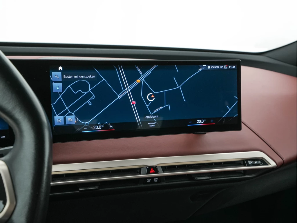 BMW iX – foto 16