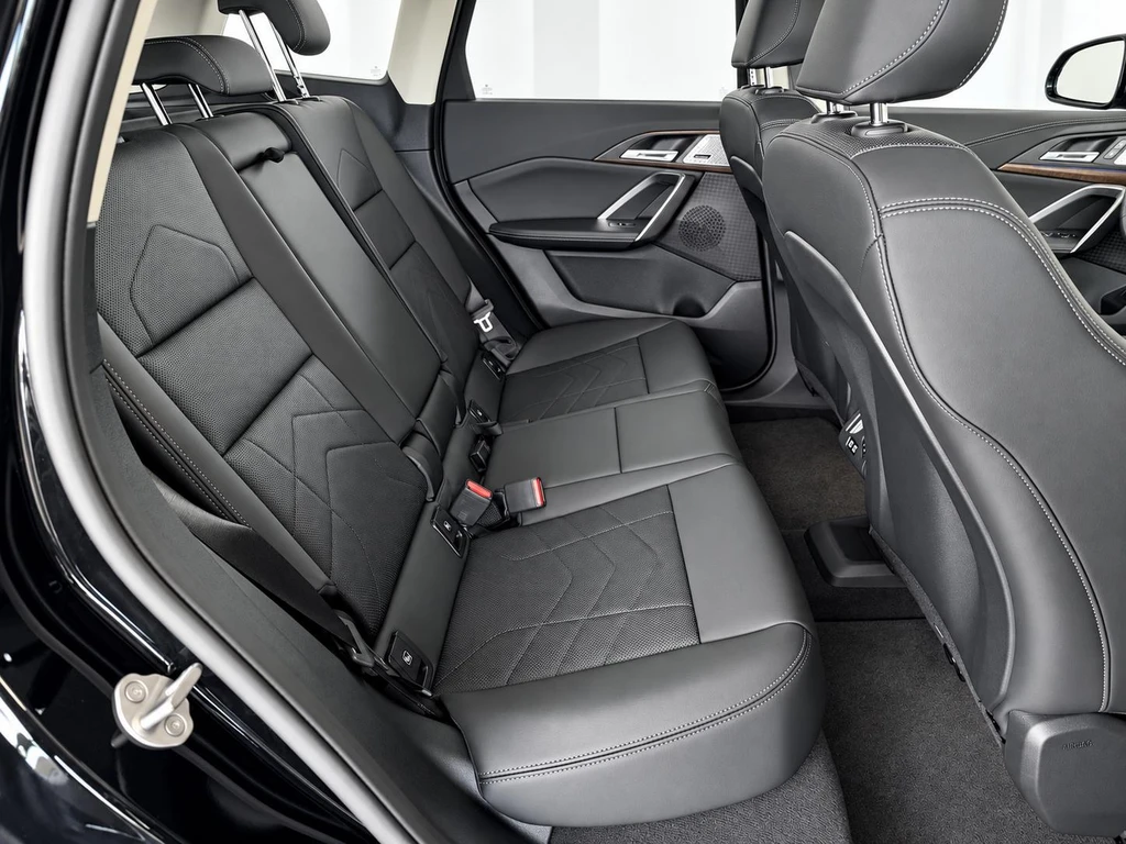 BMW iX1 – foto 13