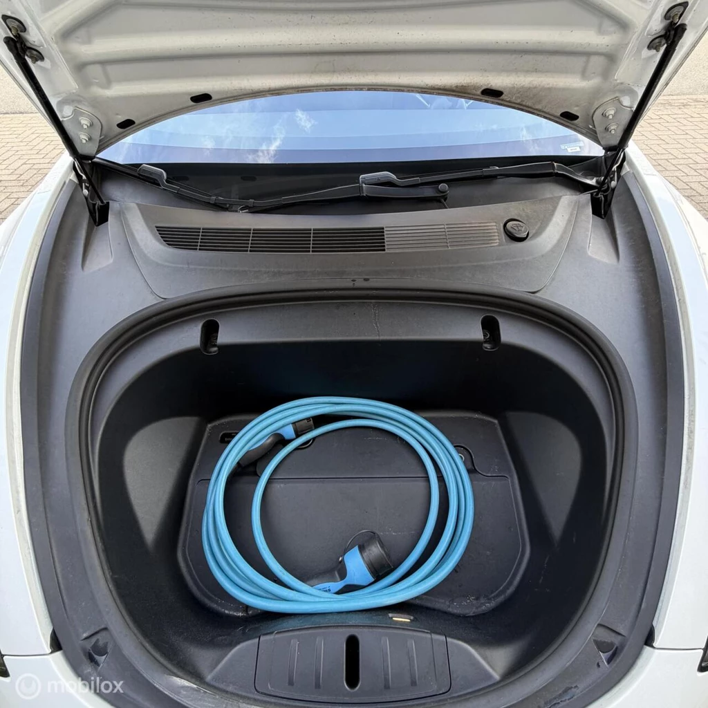 Tesla Model 3 – foto 18