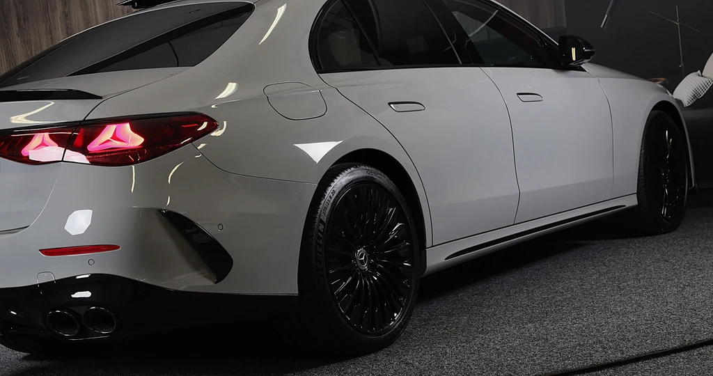 Mercedes-Benz E-Klasse – foto 15