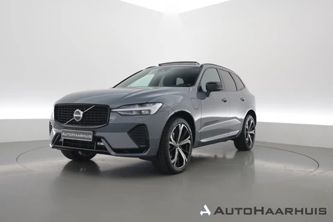 Volvo XC60 2.0 T6 Plug-in hybrid AWD Plus Dark SOH 97% | Long Range | Pano | Memory Seats | Elek. Trekhaak | Camera | Stoel- Stuurverw. | 21'' | Pilot Assist