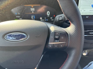 Ford Kuga – thumbnail 12