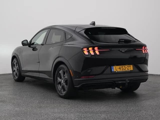 Ford Mustang Mach-E – thumbnail 4
