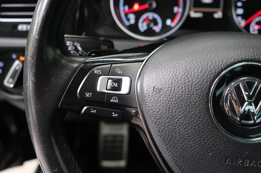Volkswagen Golf – foto 25