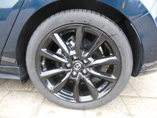 Mazda 3 – thumbnail 7