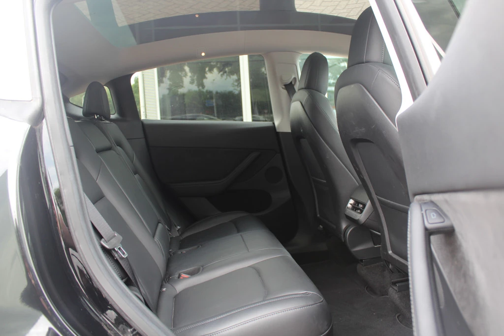 Tesla Model Y – foto 9