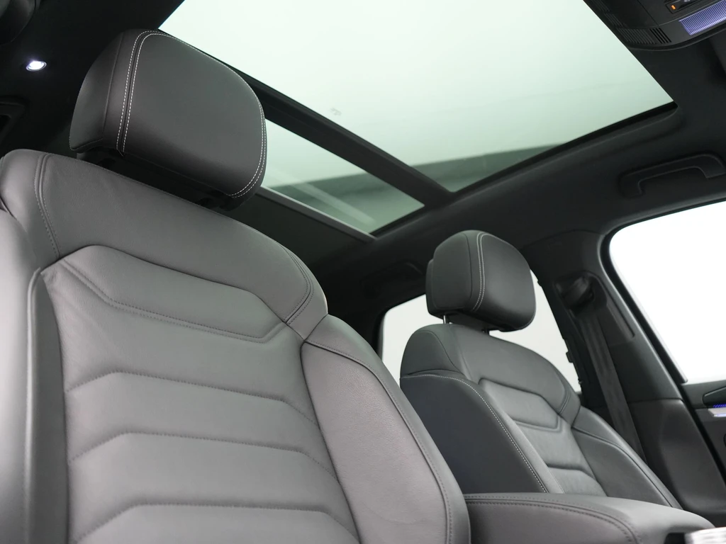 Volkswagen Touareg – foto 15