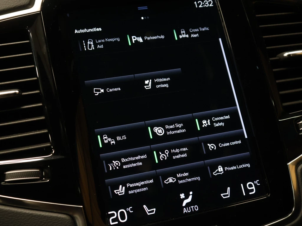 Volvo XC90 – foto 19