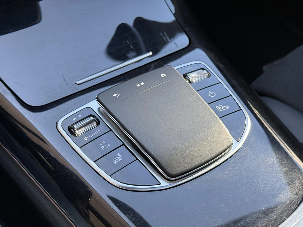 Mercedes-Benz EQC – foto 46