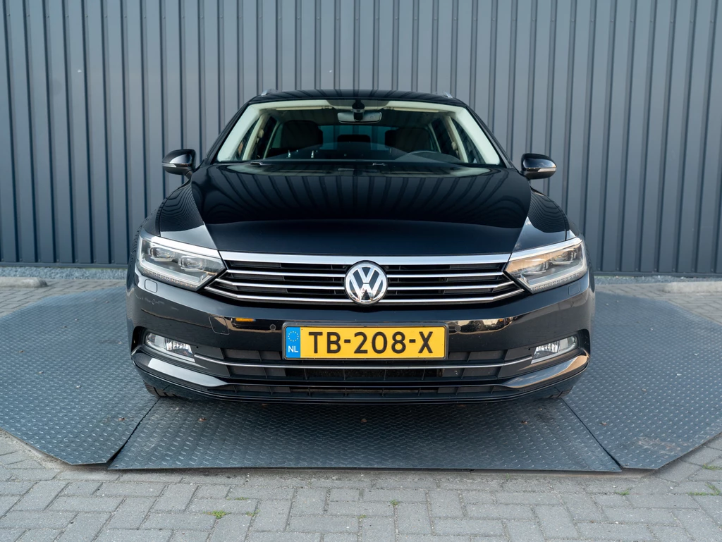 Volkswagen Passat – foto 17