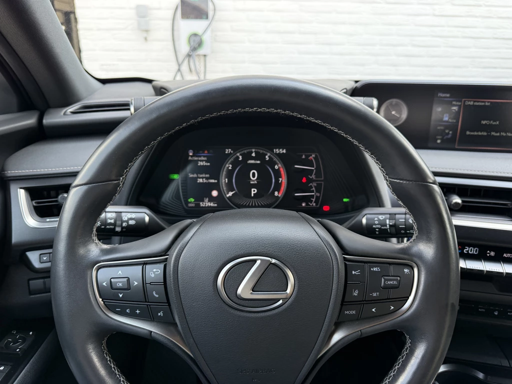 Lexus UX – foto 14
