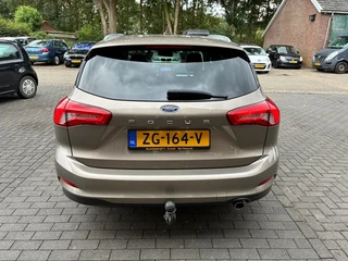 Ford Focus – thumbnail 3