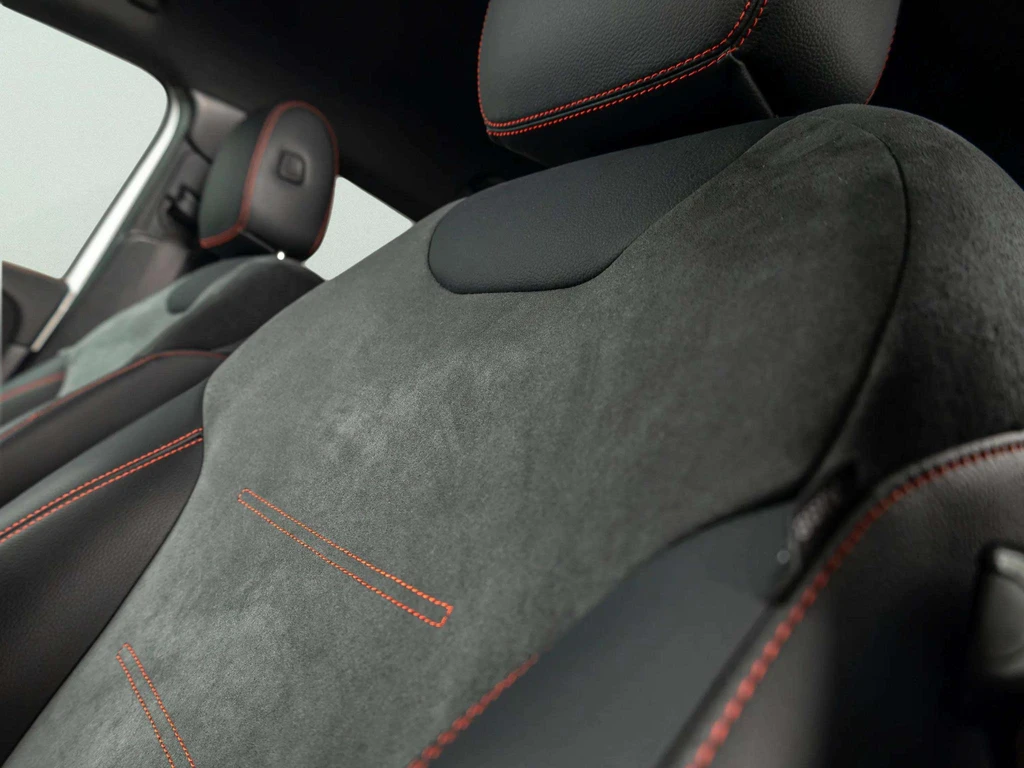 Mercedes-Benz EQA – foto 11