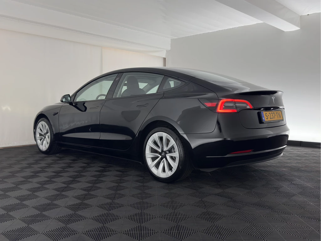 Tesla Model 3 – foto 2