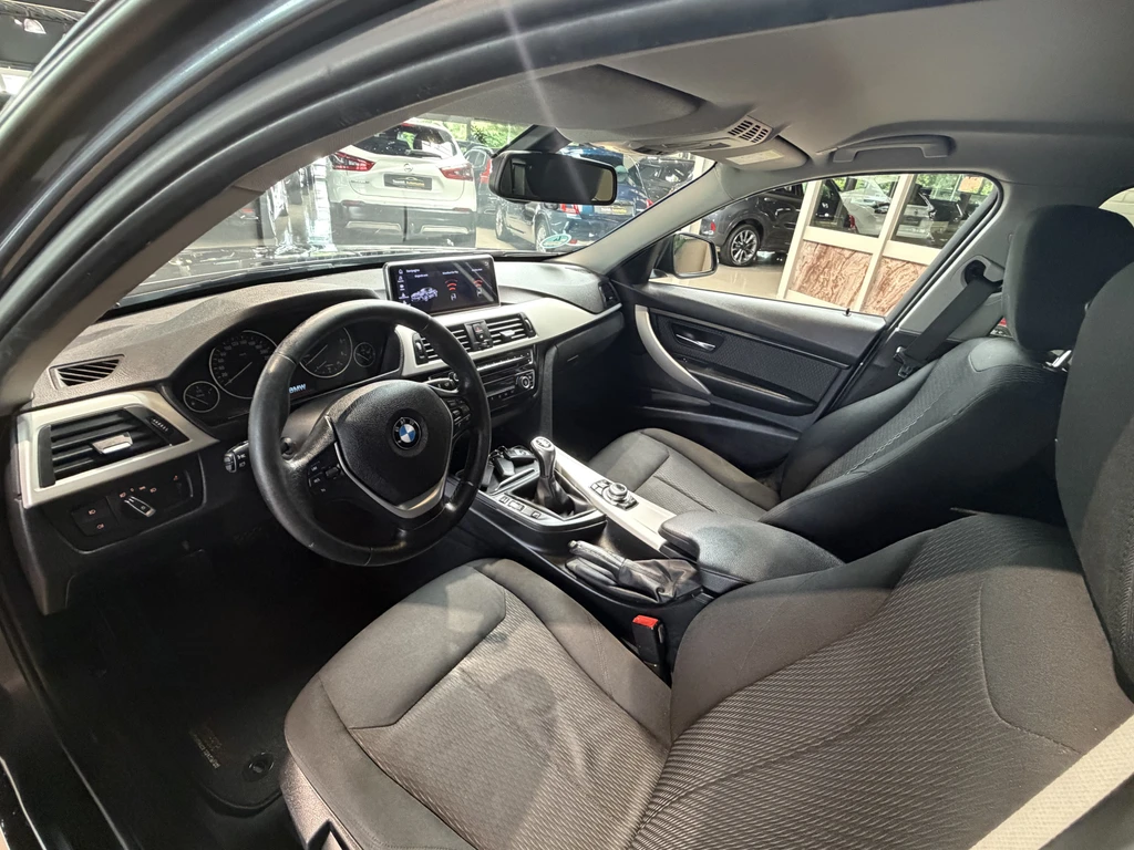 BMW 3 Serie – foto 12