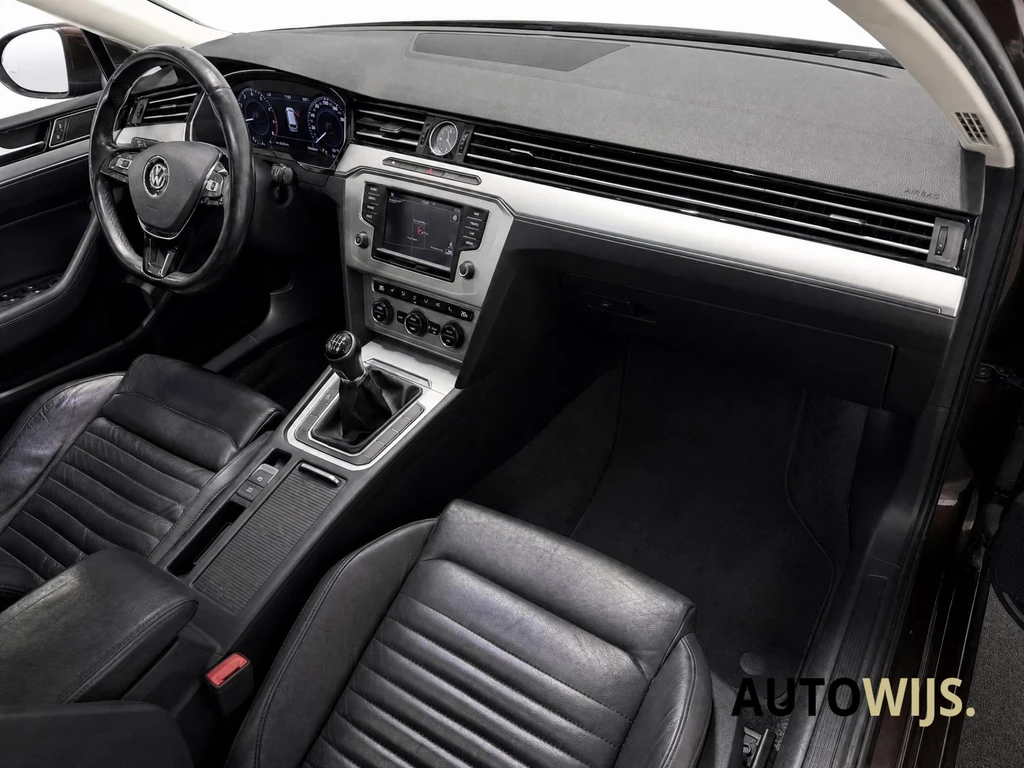 Volkswagen Passat – foto 16