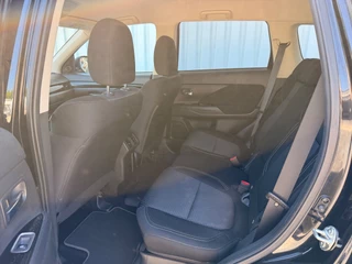 Mitsubishi Outlander – thumbnail 16