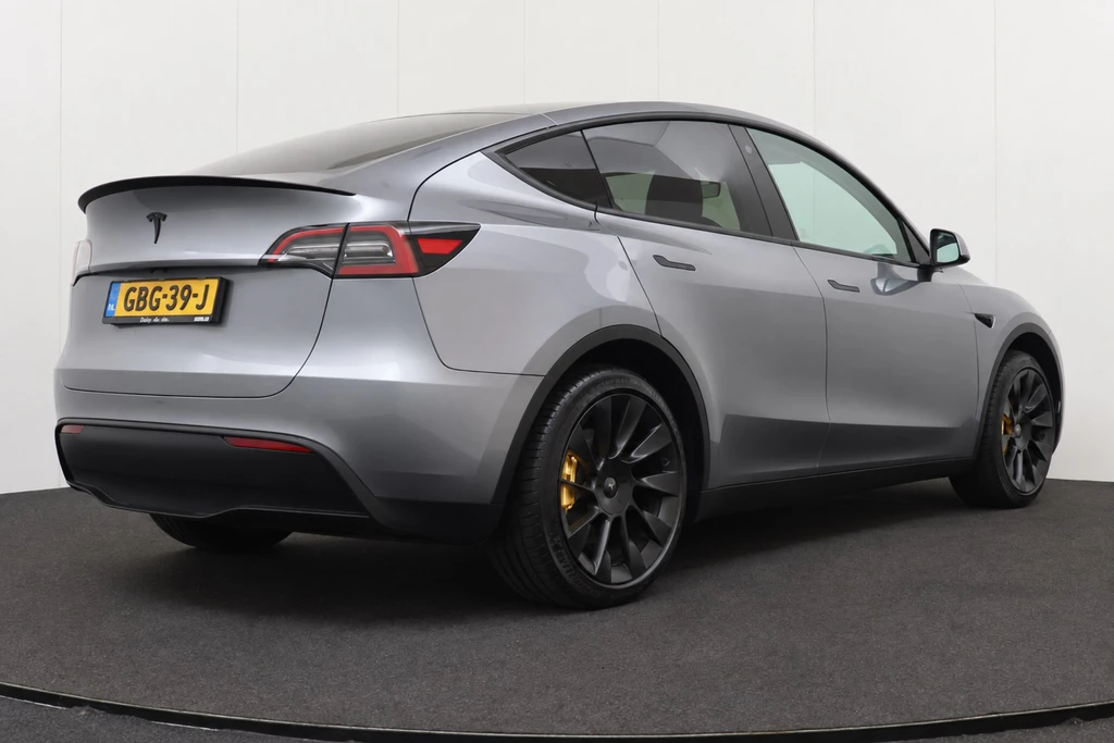 Tesla Model Y – foto 4