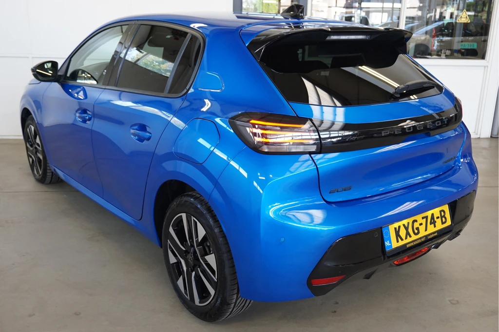 Peugeot 208 – foto 6