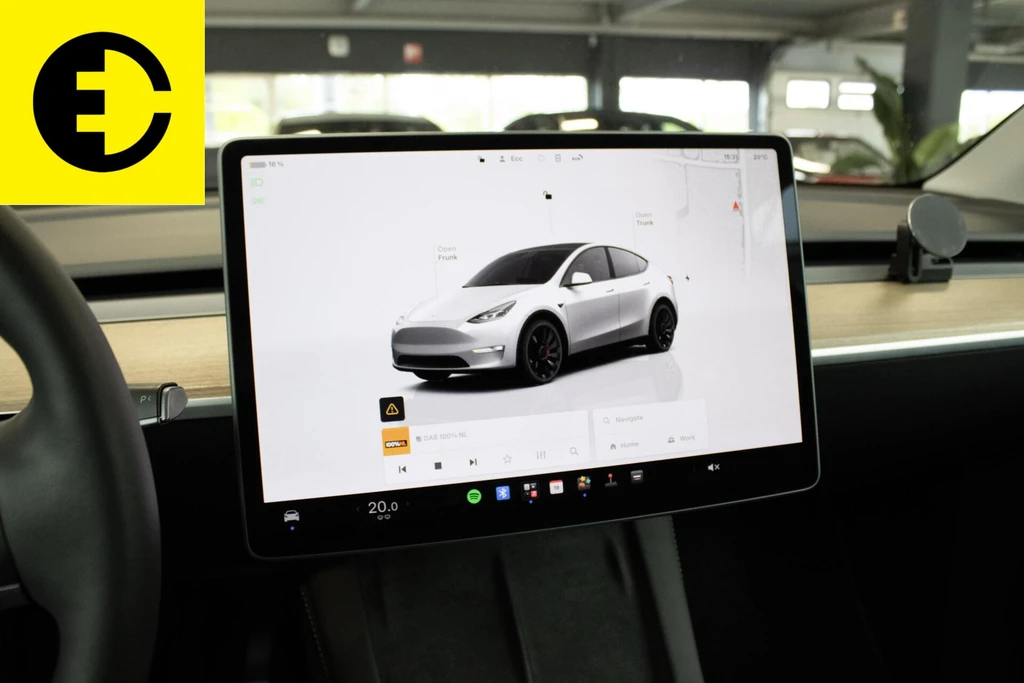 Tesla Model Y – foto 25