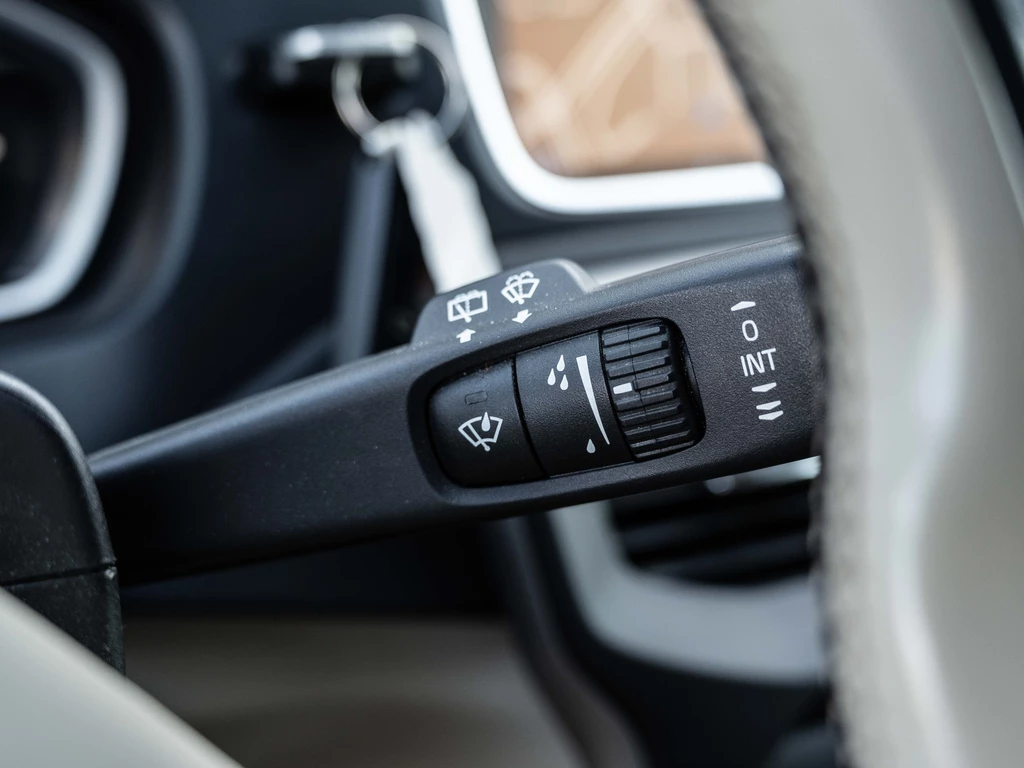 Volvo V40 – foto 32