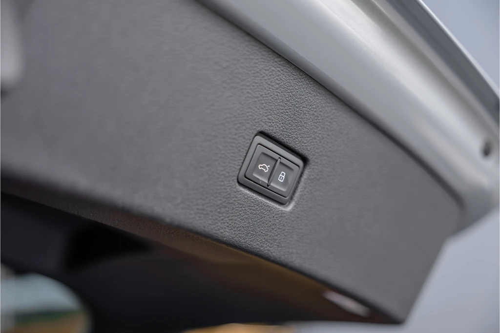 Audi Q8 – foto 35