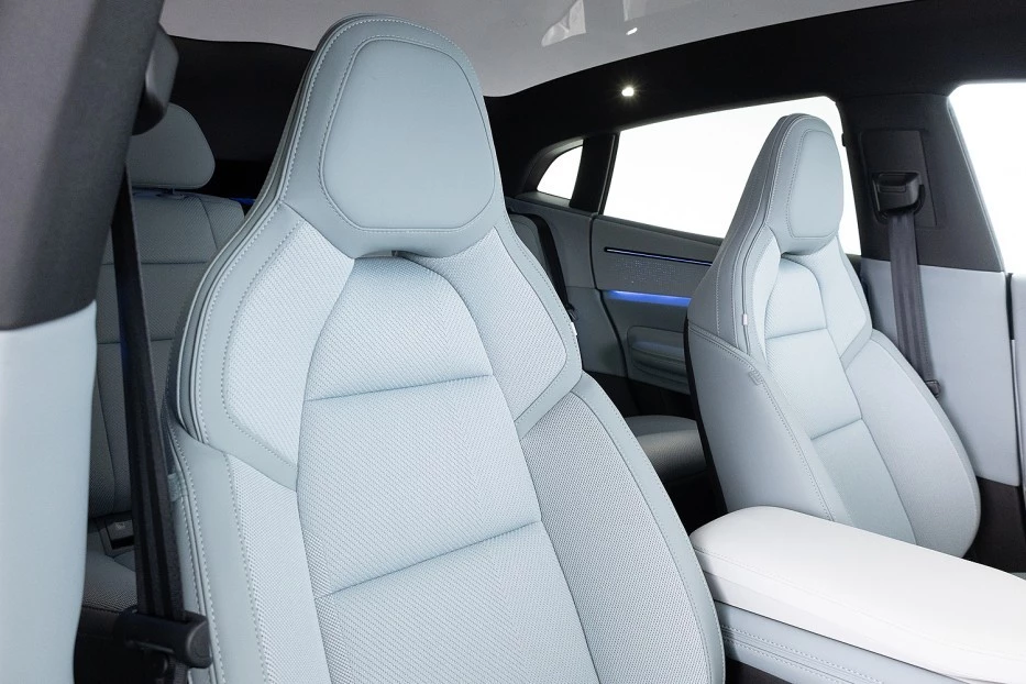 Polestar 4 – foto 13