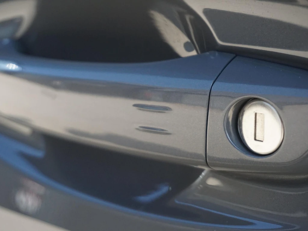 Peugeot 208 – foto 9