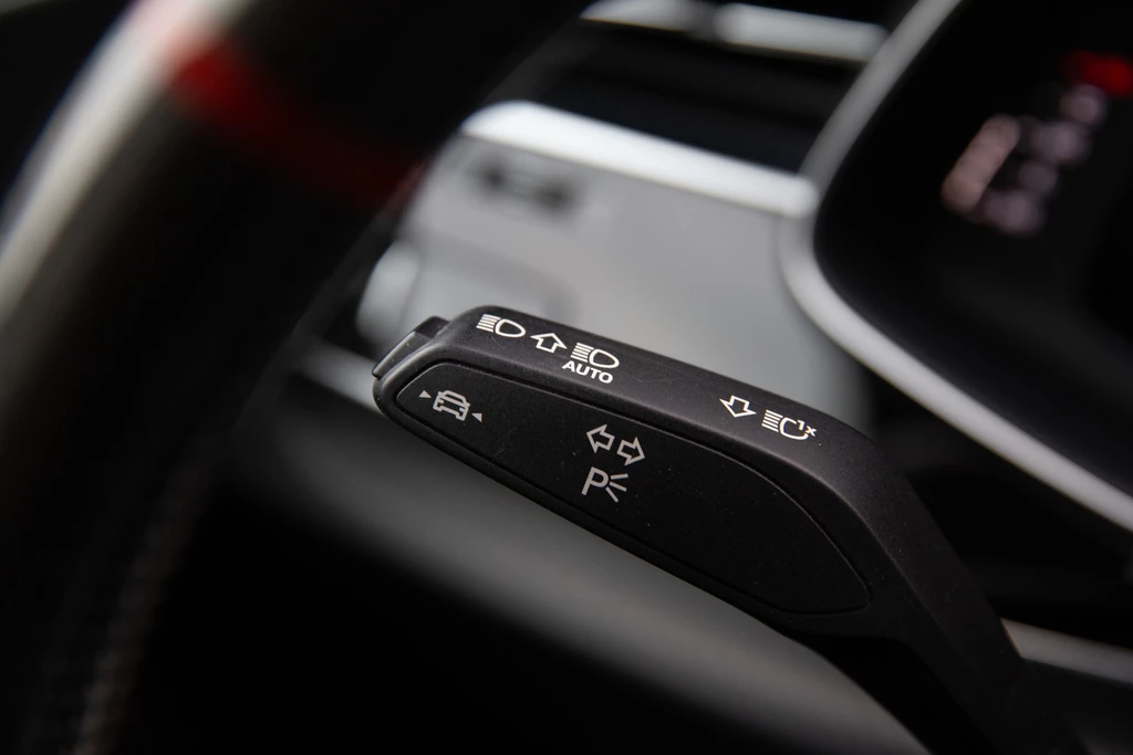 Audi RSQ8 – foto 25