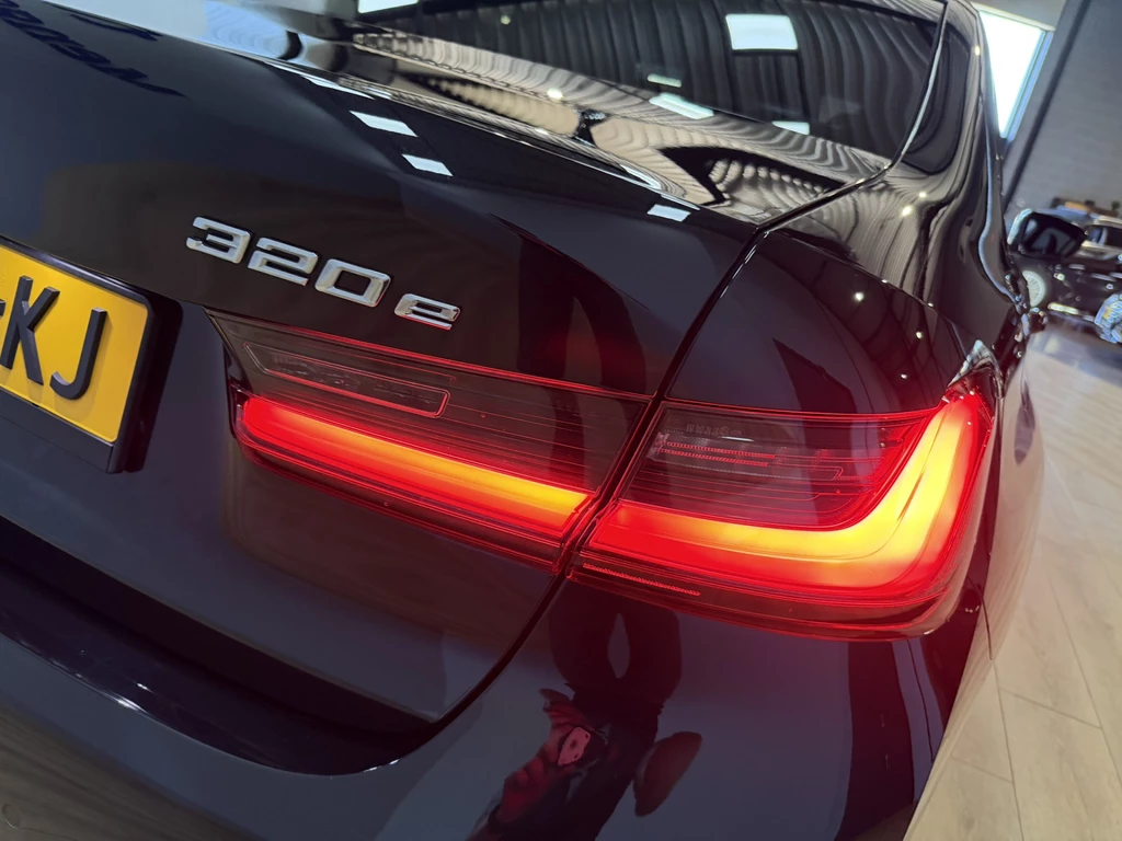 BMW 3 Serie – foto 11