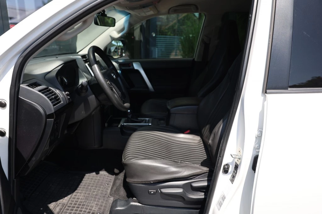Toyota Land Cruiser – foto 11