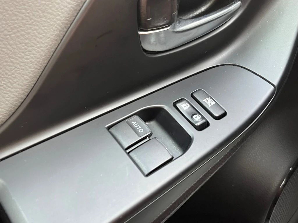 Toyota Yaris – foto 14