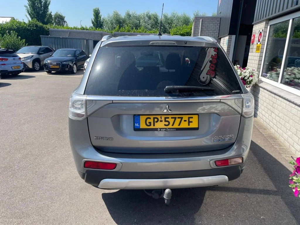 Mitsubishi Outlander – foto 4