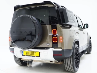 Land Rover Defender – thumbnail 6