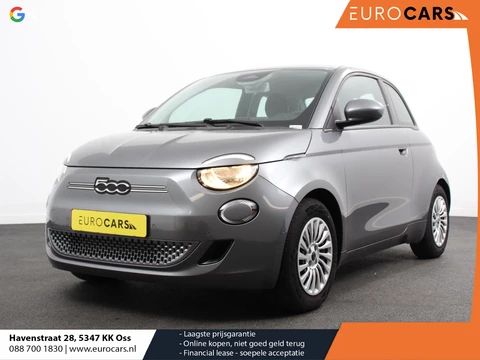 Fiat 500e Urban 42 kWh Airco Climatronic 360 Camera Stoelverwarming Keyless Wireless CarPlay Dodehoek Assistant 85 kW Charger Actieradius 320km WLTP