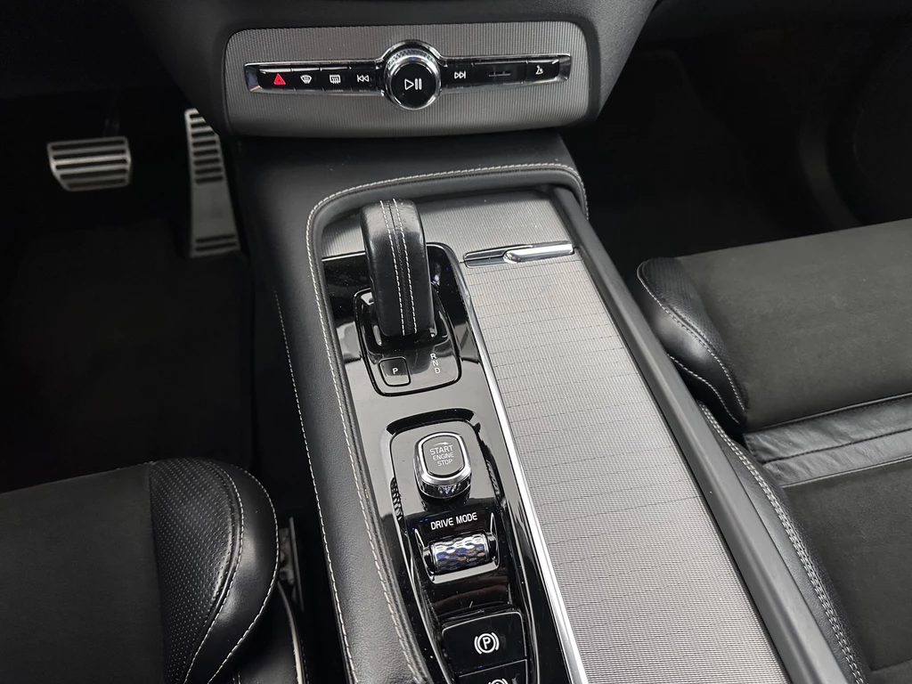Volvo XC90 – foto 24
