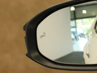 Toyota C-HR – thumbnail 13